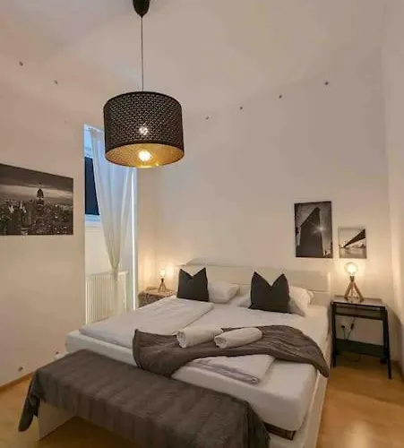 Luxury Cityapartment 7